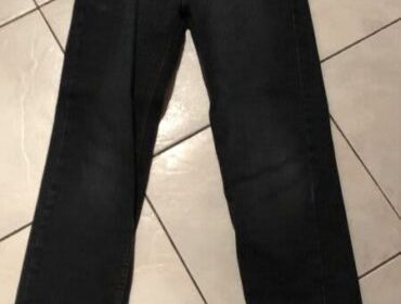 Boys-blue-jeans-370×493-2