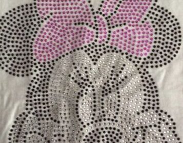 Disney-Minnie-Mouse-rhinestones-girls-tshirt-357×493-1
