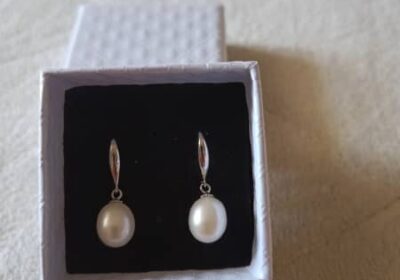 Freshwater-pearl-sterling-silver-earrings