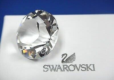 Swarovski-Chaton-clear-crystal-event-piece-2016