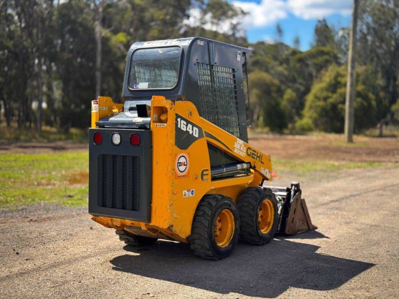 2019 GEHL 1640E TIGHT ACCESS MINI SKID STEER LOADER BOBCAT MUSTANG TEREX ASV TOYOTA 4SDK4