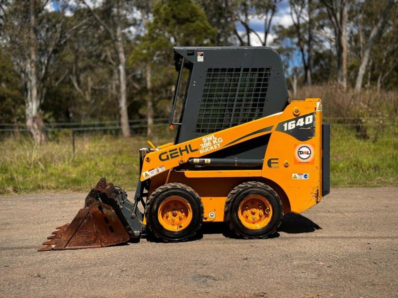 2019 GEHL 1640E TIGHT ACCESS MINI SKID STEER LOADER BOBCAT MUSTANG TEREX ASV TOYOTA 4SDK4