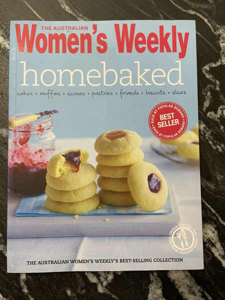 Womens Weekly Homebaked Cookbook