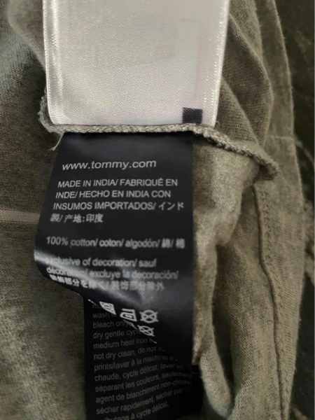 Tommy Hilfiger Grey T-Shirt