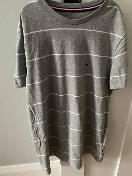 Tommy Hilfiger Grey T-Shirt