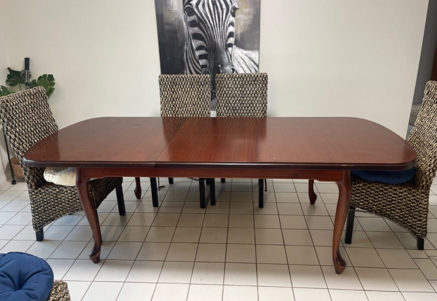 Solid Timber Table 4 sale- Extendable $70 Parkwood
