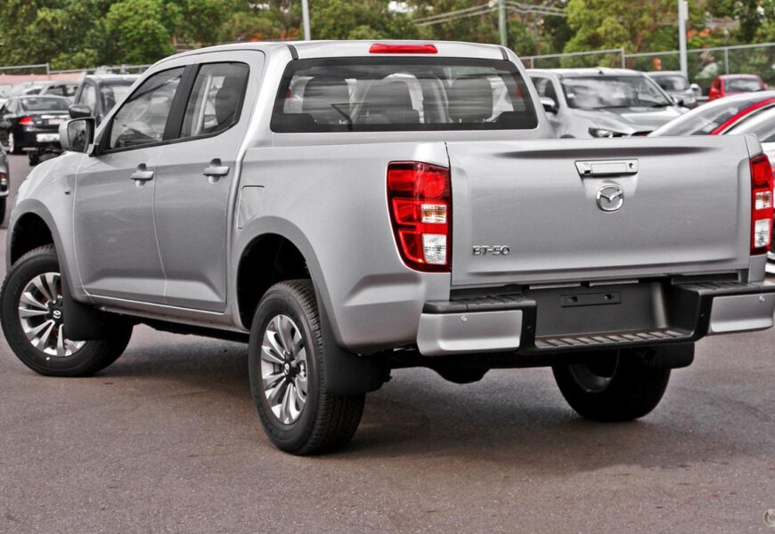 2024 Mazda BT-50 XT