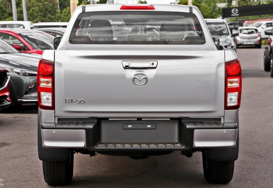 2024 Mazda BT-50 XT