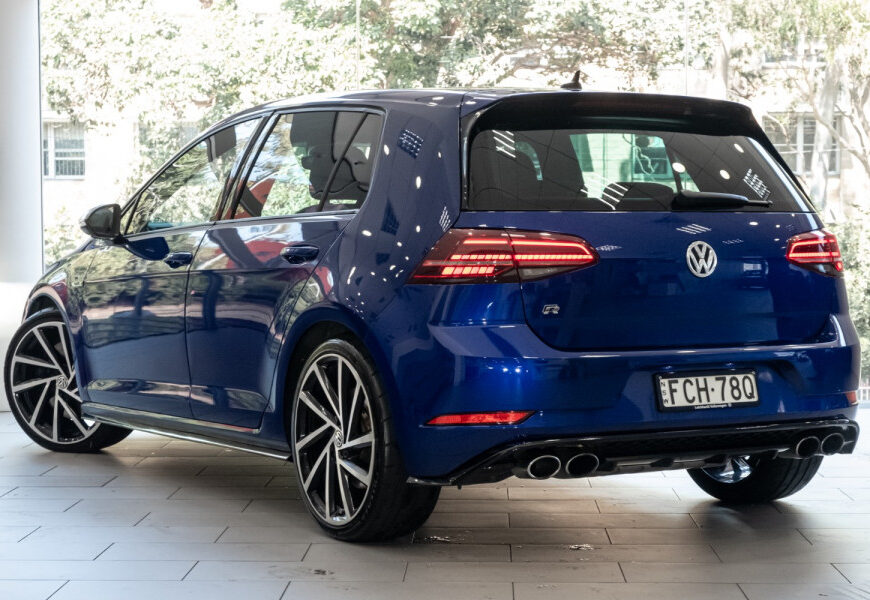 2019 Volkswagen Golf R