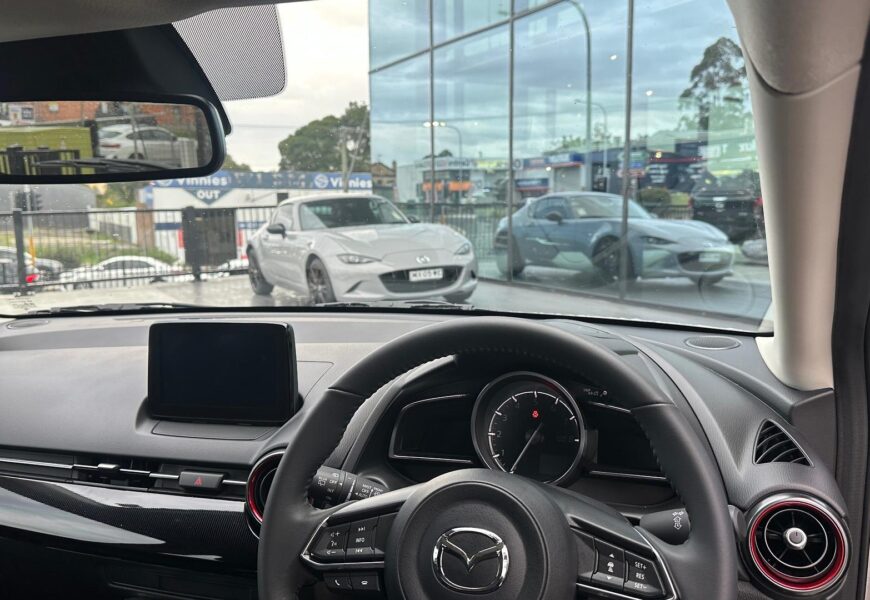 2025 Mazda 2 G15 Evolve
