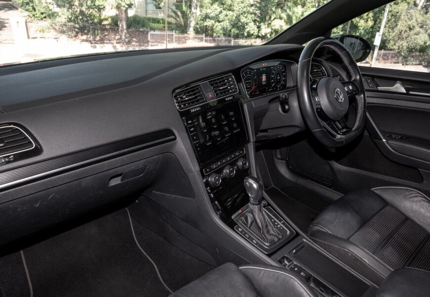 2019 Volkswagen Golf R