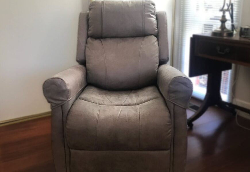 Aspire Raphael Recliner & Lift Chair – Four Action