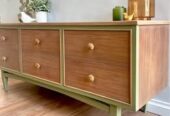 Mid Century Sideboard / Dresser / Drawers